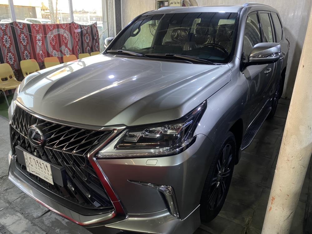 Lexus LX